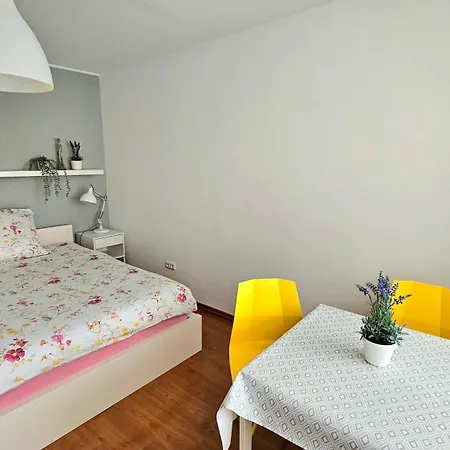 Appartement Ruhiges Mit Guter Verkehrsanbindundung In Laim